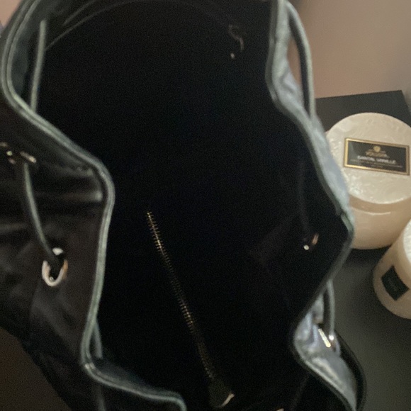 Drawstring soft leather backpack purse - Picture 8 of 9